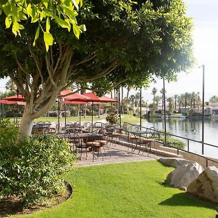The Chateau At Lake La Quinta Exterior photo