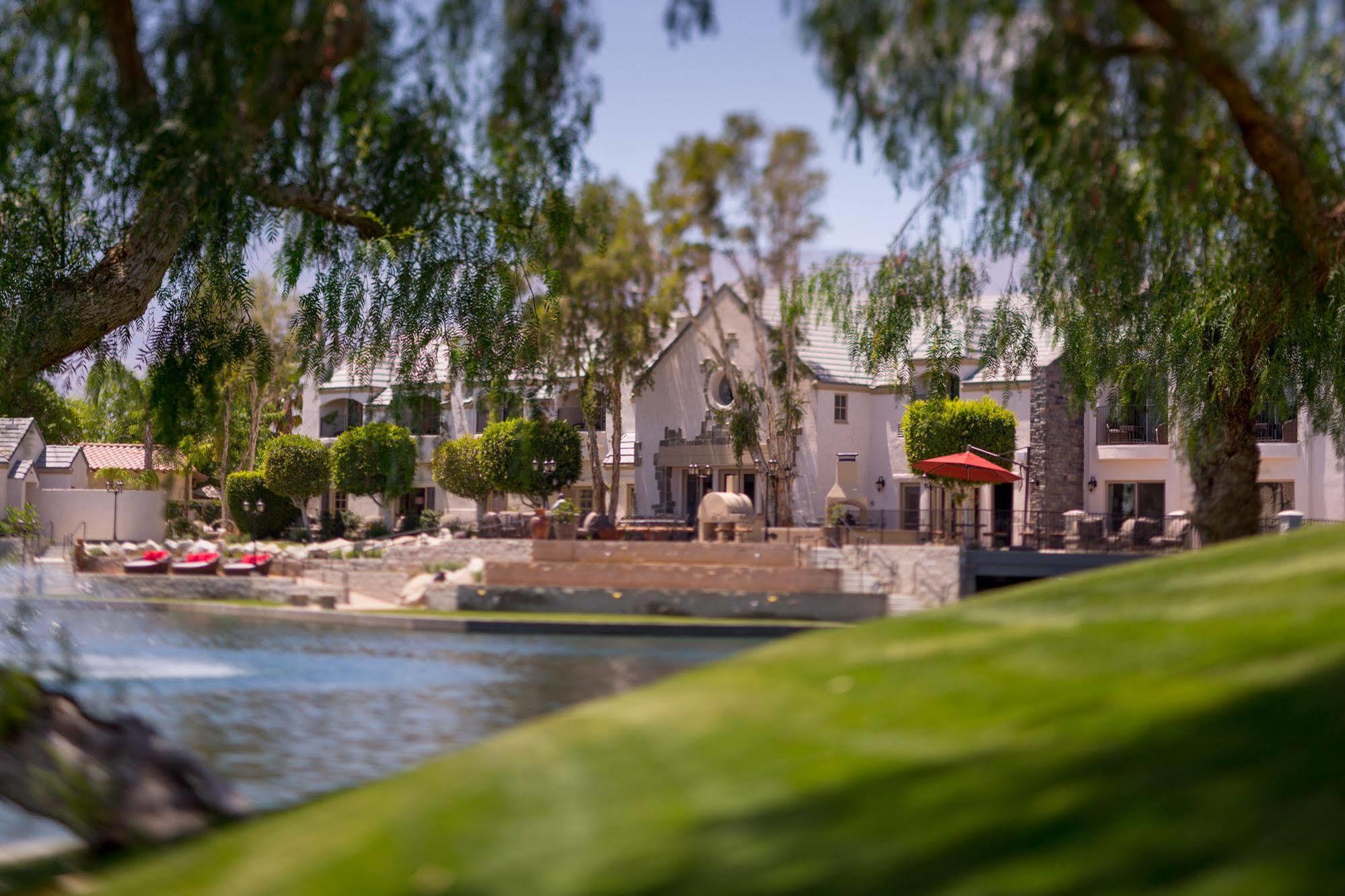 The Chateau At Lake La Quinta Exterior photo